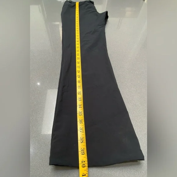 REI Women's Hiking pant Size 4 - Picture 8 of 8